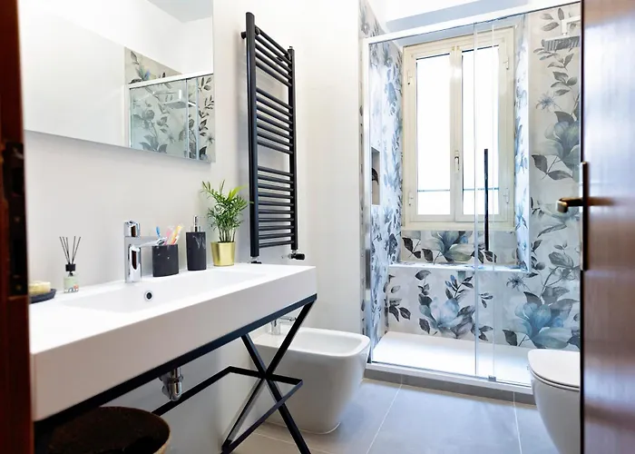 Metro At The Door- Colosseo 6 Min- 2br Ac Wifi Vakantiehuis *