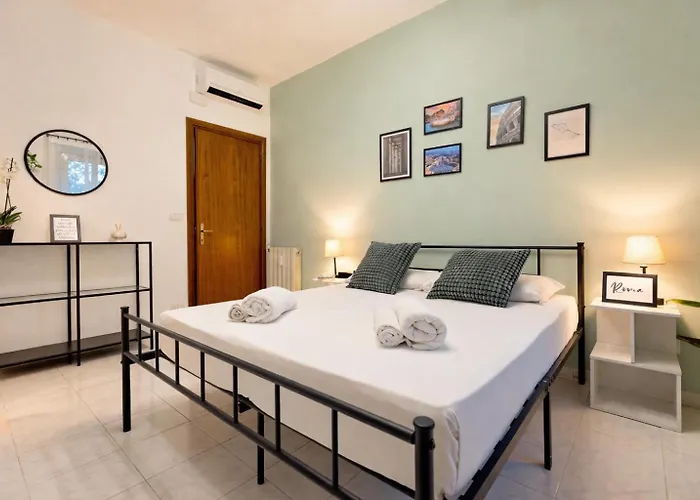 Vakantiehuis Metro At The Door- Colosseo 6 Min- 2br Ac Wifi *