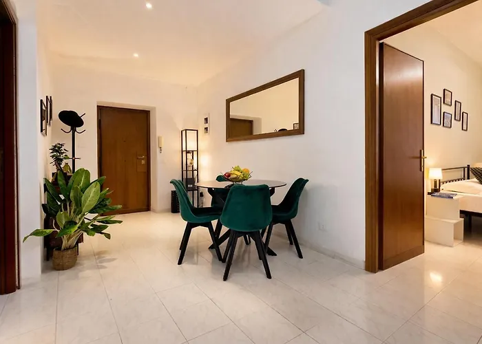 Metro At The Door- Colosseo 6 Min- 2br Ac Wifi רומא