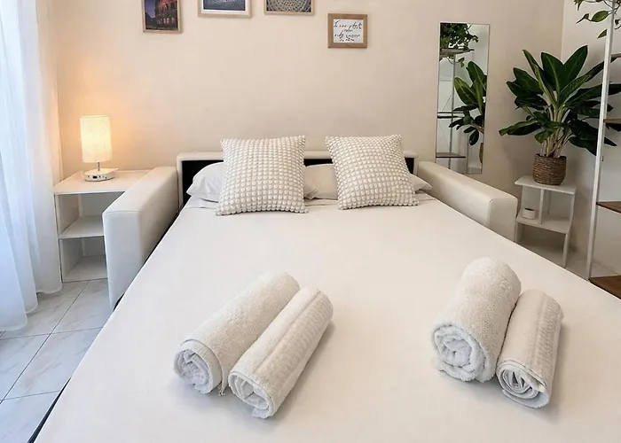 Metro At The Door- Colosseo 6 Min- 2br Ac Wifi *